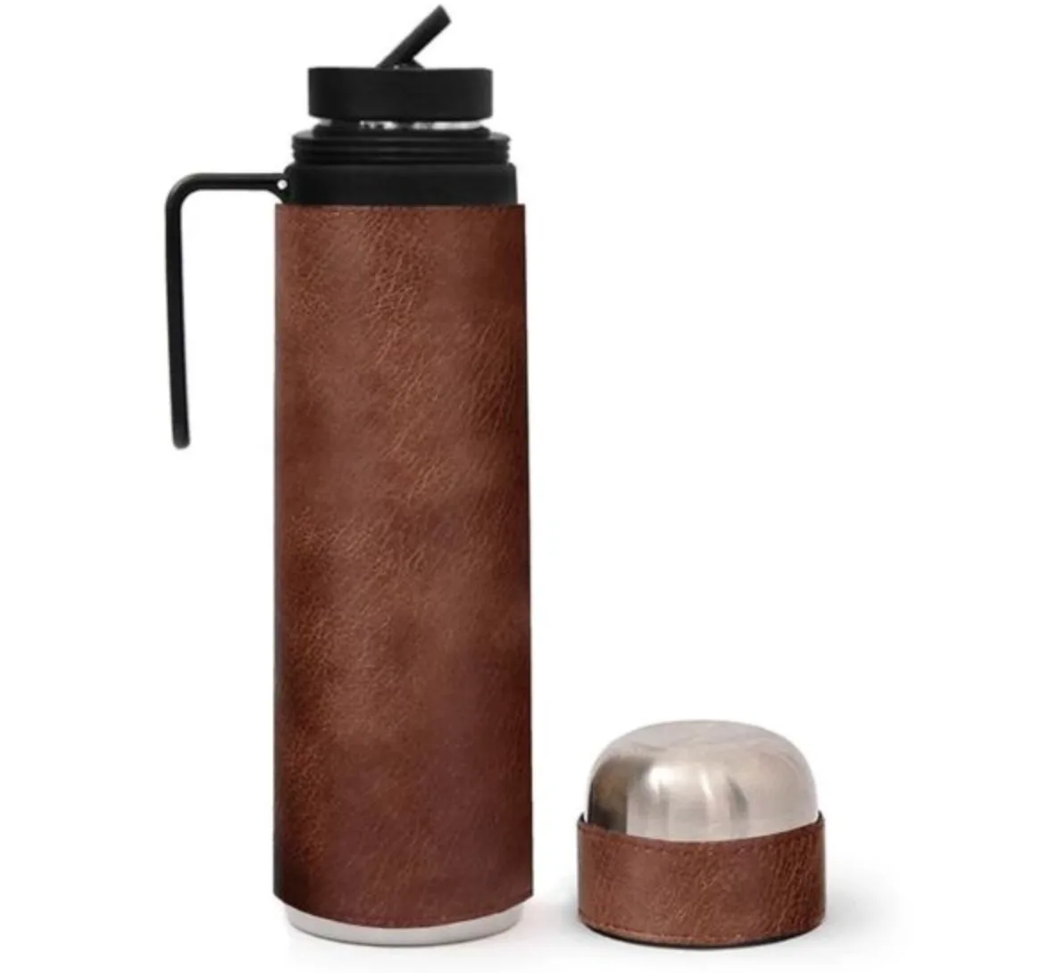 Termo forrado en símil cuero